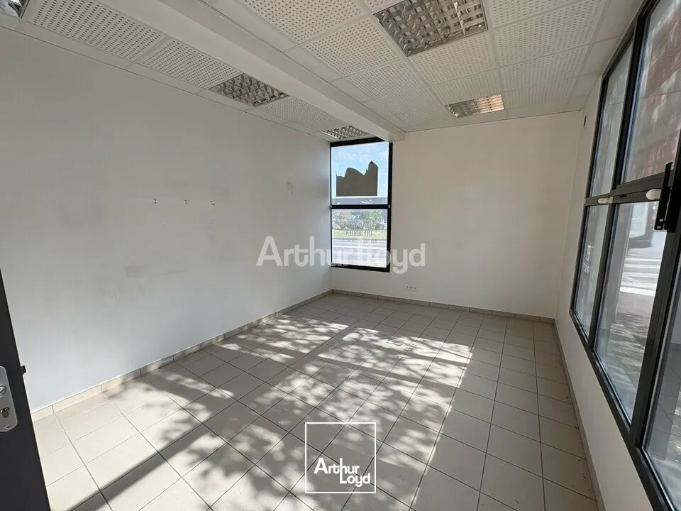 Locaux commerciaux - Location - TOURS-SUR-MARNE - 51150 - 98.23-98.23 - 7822845