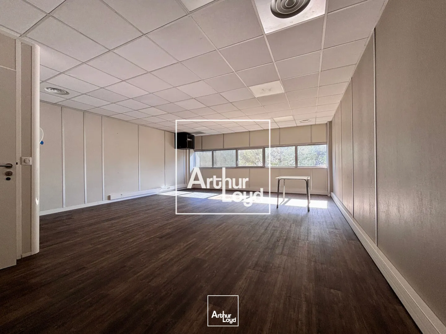 Bureaux - Vente - NIMES - 30900 - 75-75 - 7822953