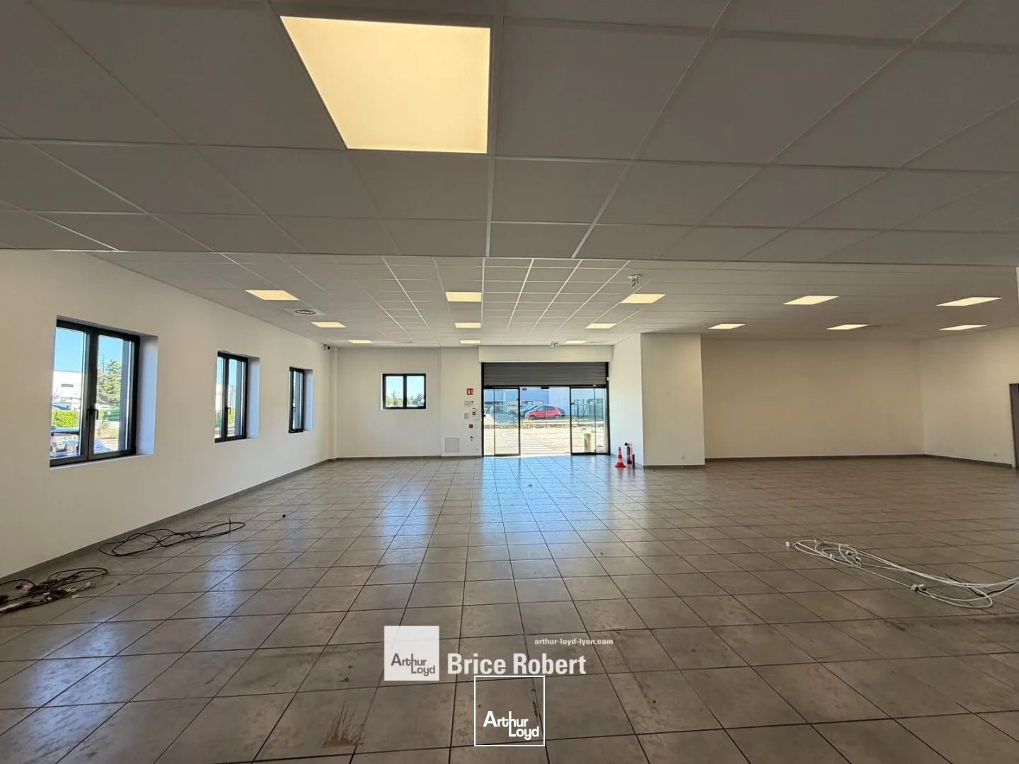 Locaux d'activité & Entrepôts - Location - GENAS - 69740 - 2070-2070 - 7823410