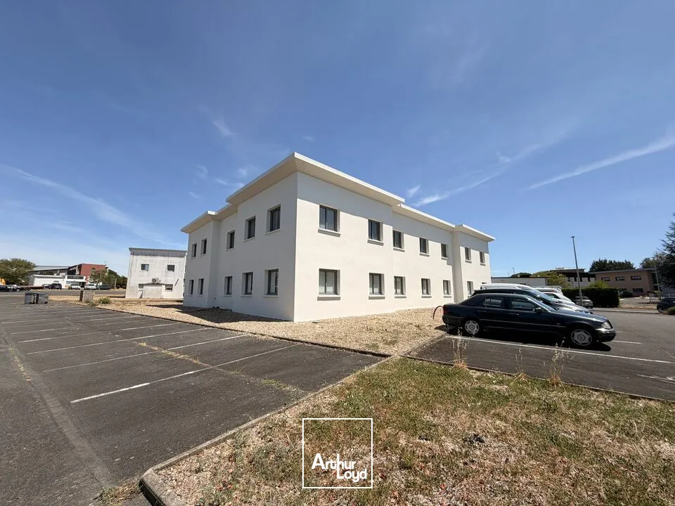 Bureaux - Location - JAUNAY CLAN - 86130 - 115-115 - 7823547