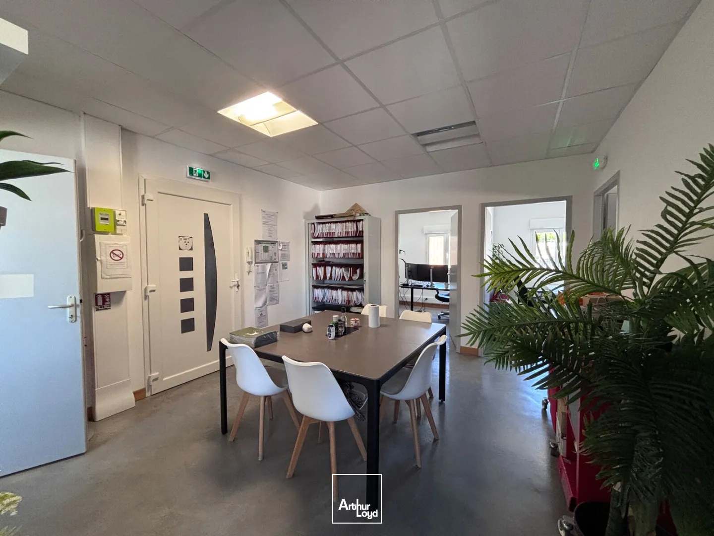 Bureaux - Location - CONGENIES - 30111 - 73-246 - 7823671