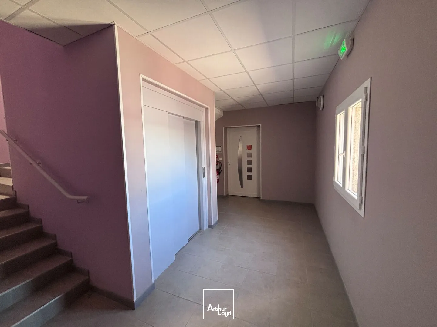 Bureaux - Location - CONGENIES - 30111 - 73-246 - 7823673