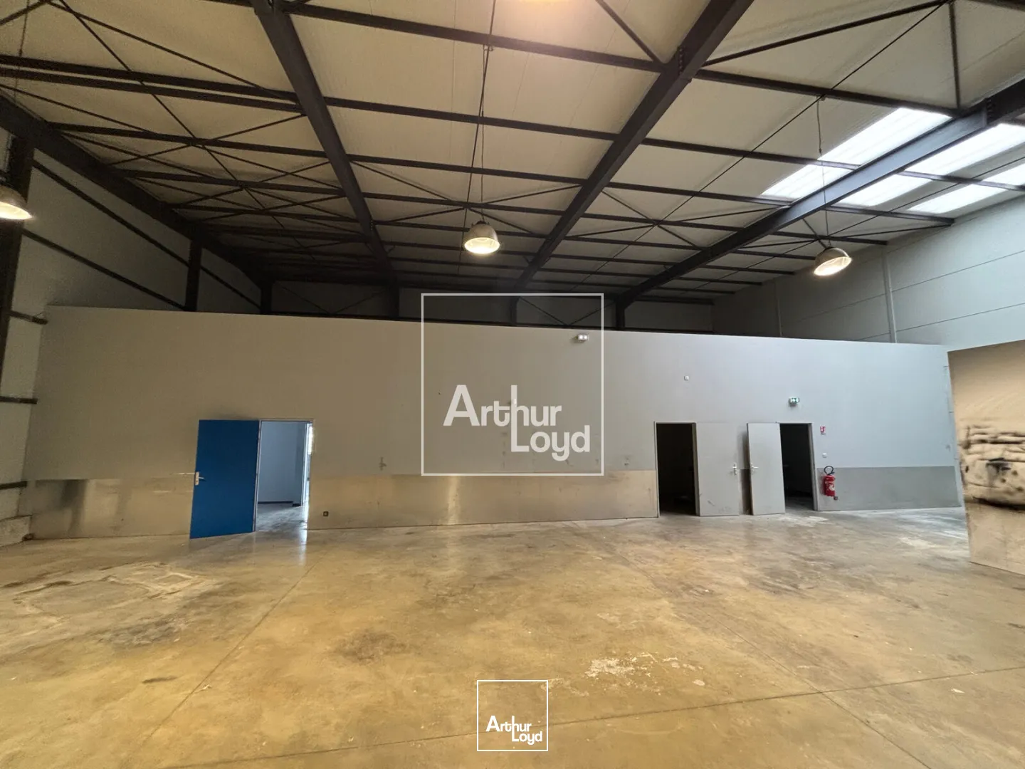 Locaux d'activité & Entrepôts - Location - BERNIS - 30620 - 400-400 - 7823681