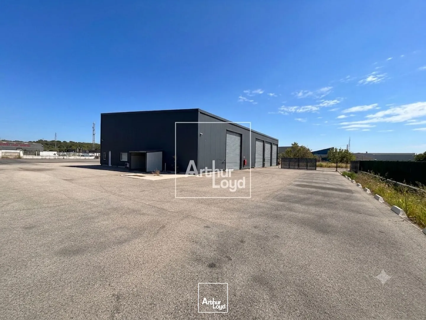 Locaux d'activité & Entrepôts - Location - BERNIS - 30620 - 400-400 - 7823685