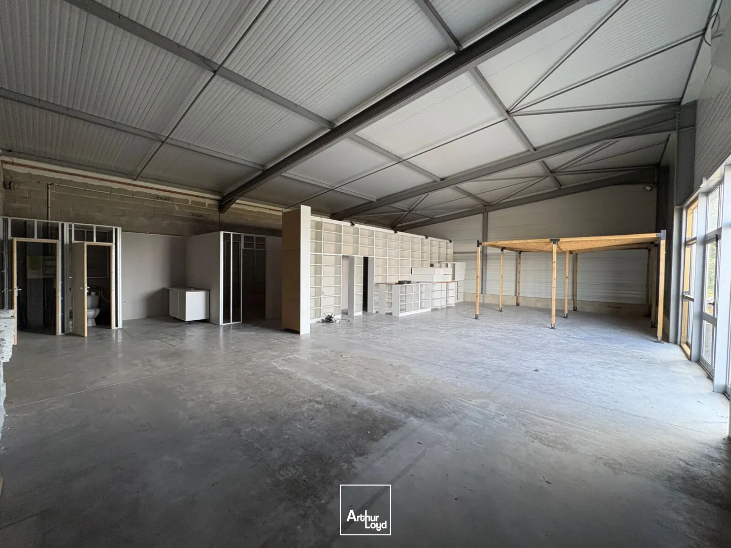 Locaux d'activité & Entrepôts - Location - RANTIGNY - 60290 - 172-172 - 7823745