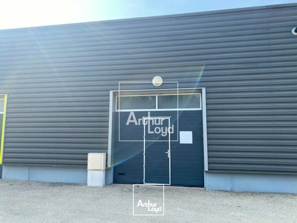Locaux d'activité & Entrepôts - Location - CHARTRETTES - 77590 - 112-112 - 7824426