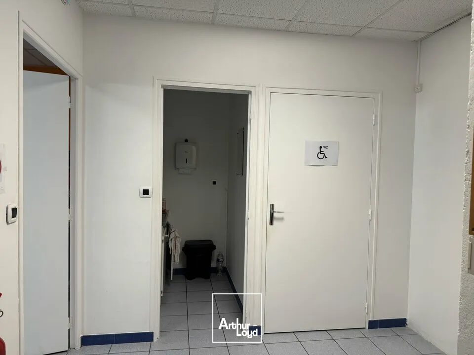 Locaux commerciaux - Vente - JOUE LES TOURS - 37300 - 104.67-104.67 - 7824452