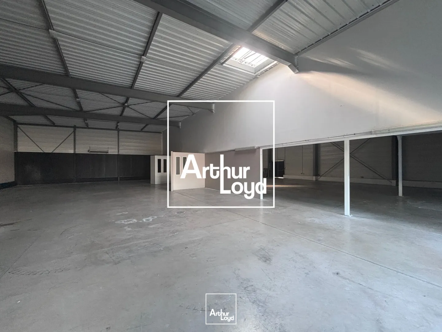 Locaux commerciaux - Location - SAINT HILAIRE DE BRETHMAS - 30560 - 600-600 - 7824525