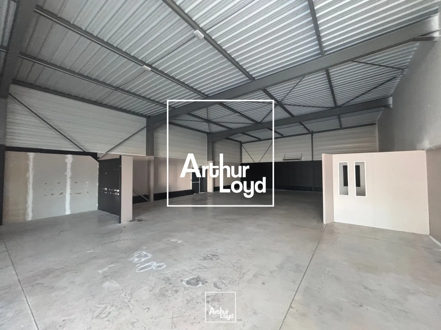Locaux commerciaux - Location - SAINT HILAIRE DE BRETHMAS - 30560 - 600-600 - 7824533