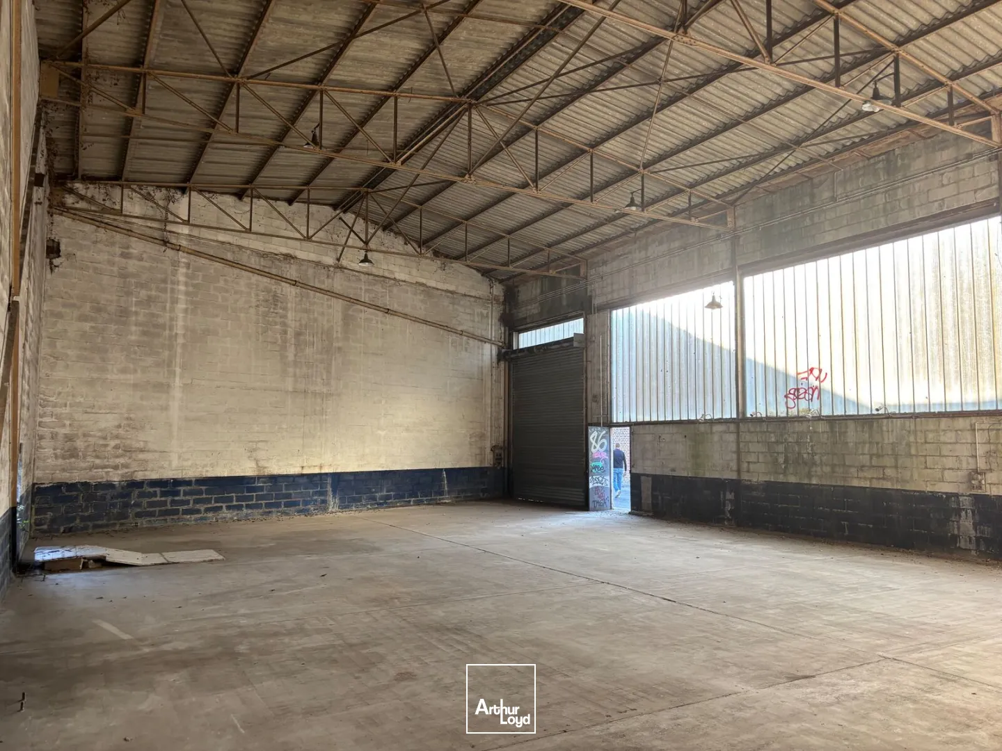 Locaux d'activité & Entrepôts - Vente - BEAUVAIS - 60000 - 252-252 - 7824546