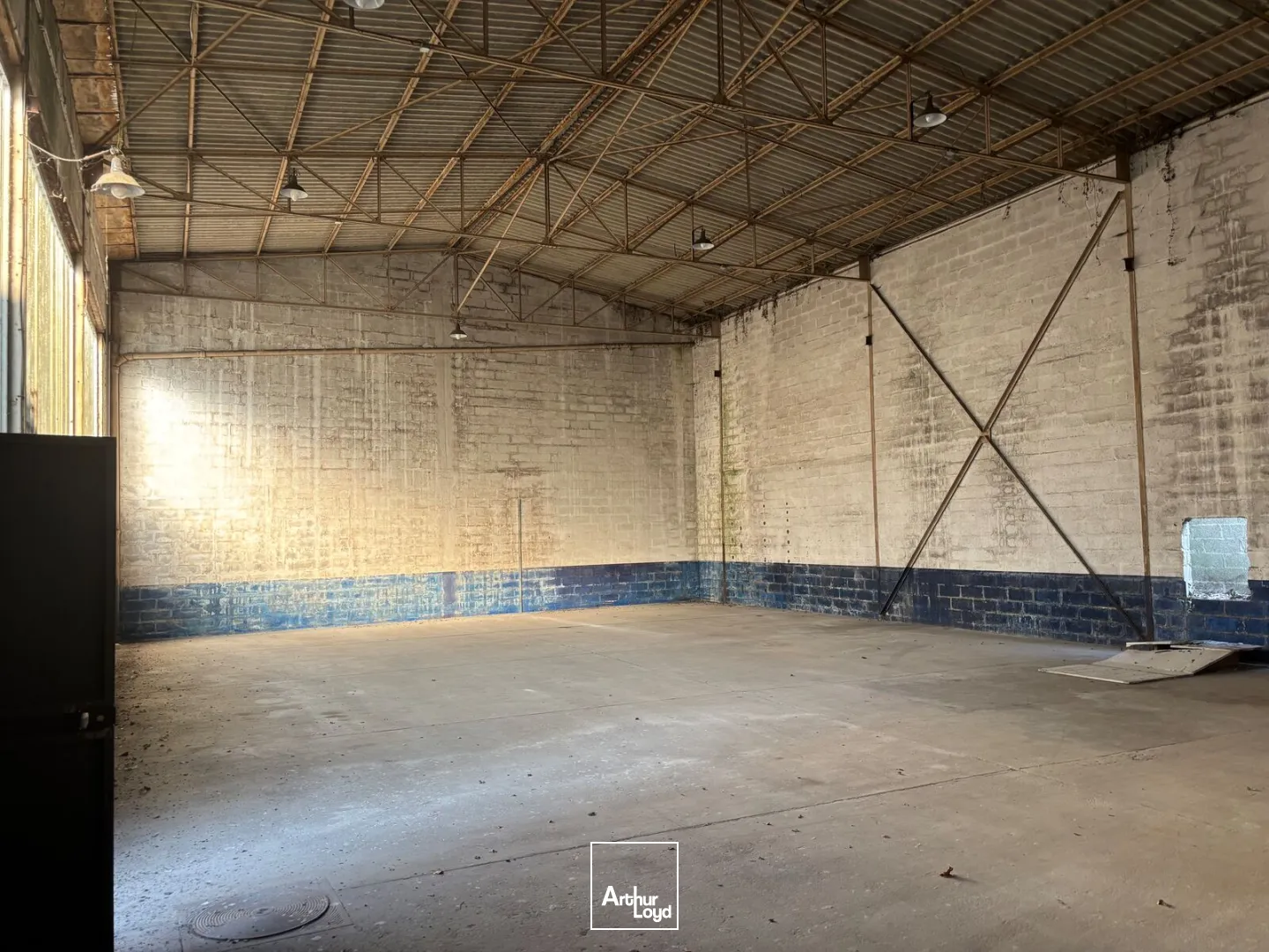 Locaux d'activité & Entrepôts - Vente - BEAUVAIS - 60000 - 252-252 - 7824547