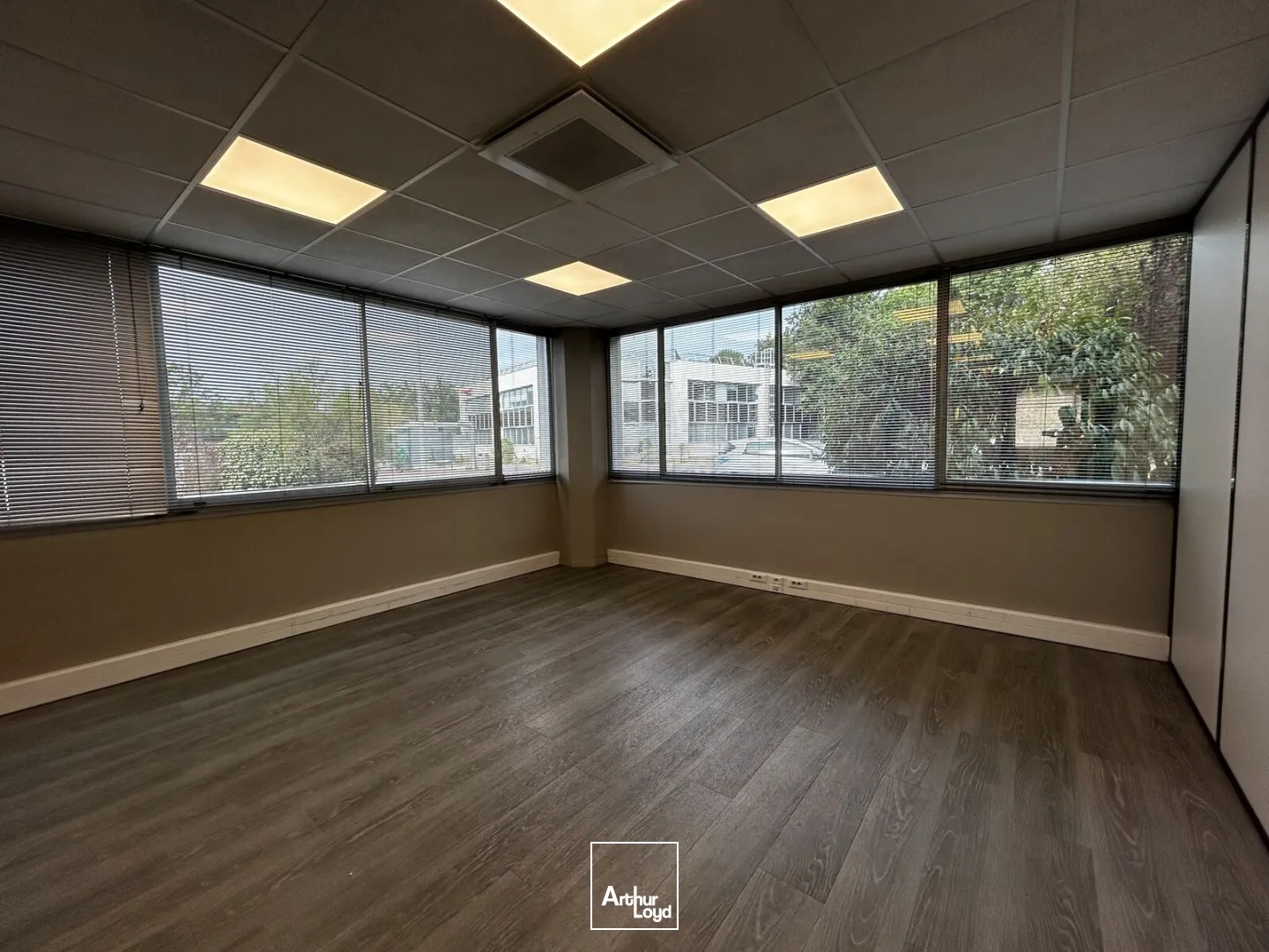 Bureaux - Location - MERIGNAC - 33700 - 100-550 - 7824609