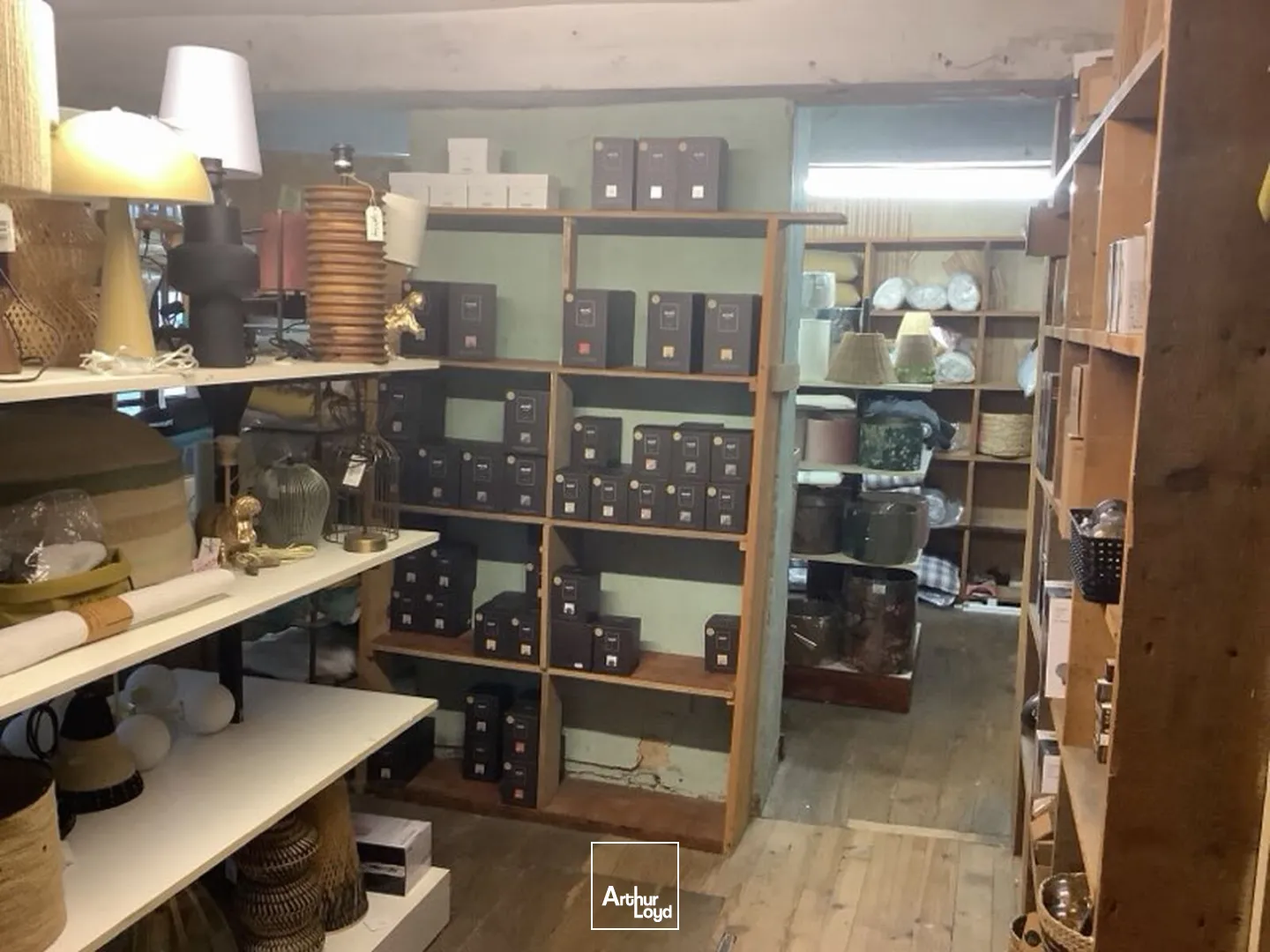 Locaux commerciaux - Vente - EU - 76260 - 315-315 - 7824657
