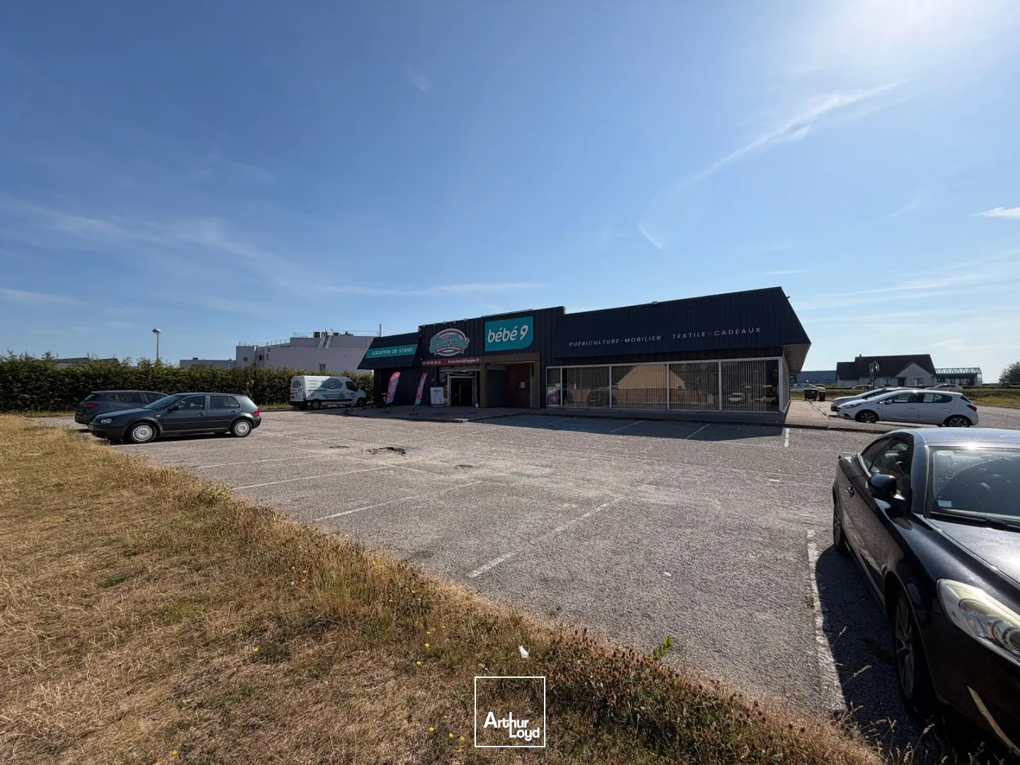 Locaux commerciaux - Location - SAINT AUBIN SUR SCIE - 76550 - 380-380 - 7824685