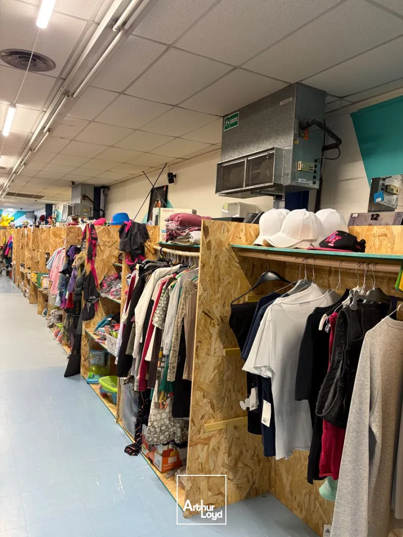 Locaux commerciaux - Location - SAINT AUBIN SUR SCIE - 76550 - 380-380 - 7824684