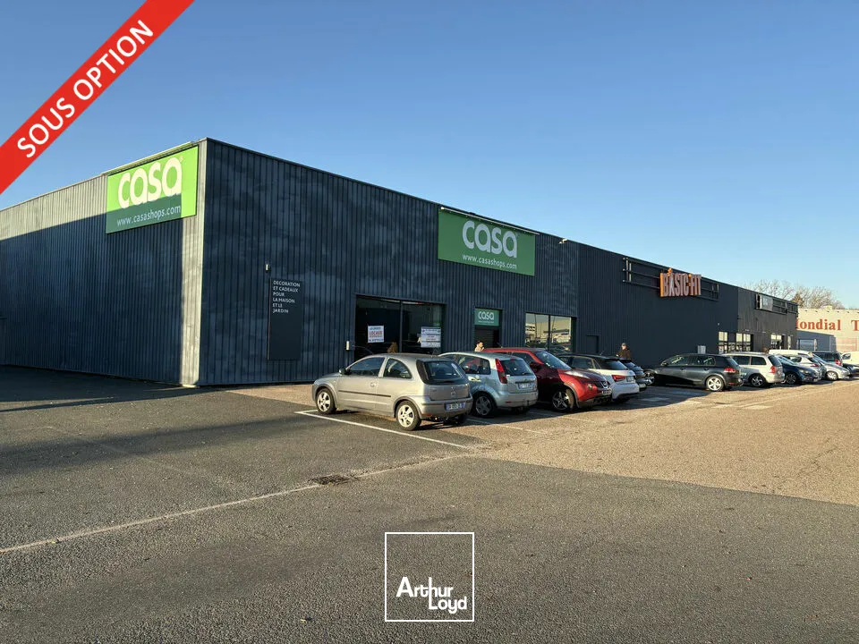 Locaux commerciaux - Location - SARREGUEMINES - 57200 - 690-690 - 7826242