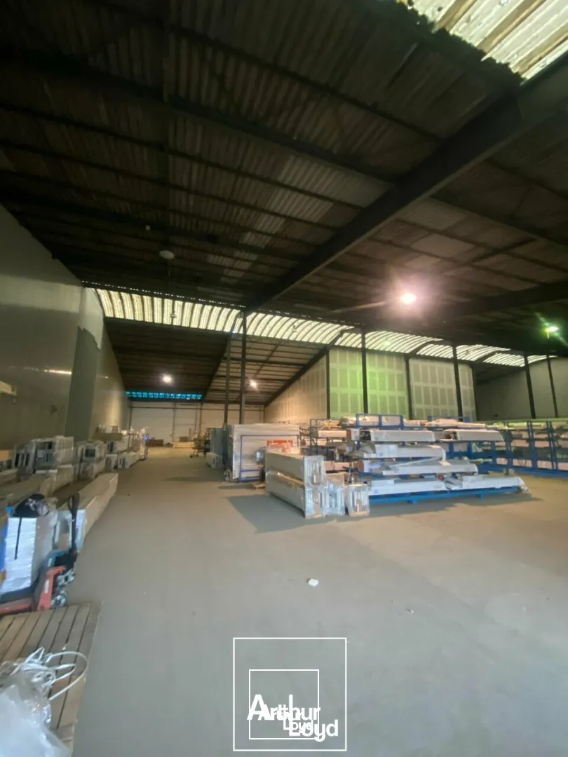 Locaux d'activité & Entrepôts - Location - BRIVE LA GAILLARDE - 19100 - 1200-1200 - 7826307