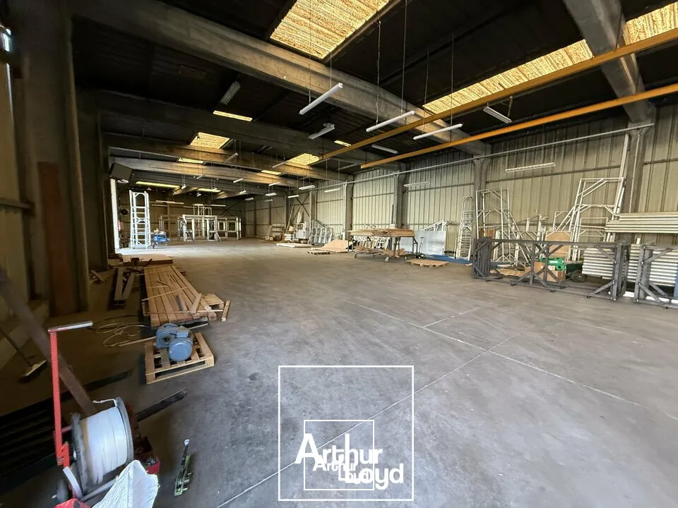 Locaux d'activité & Entrepôts - Vente - BRIVE-LA-GAILLARDE - 19100 - 29092-29092 - 7826327
