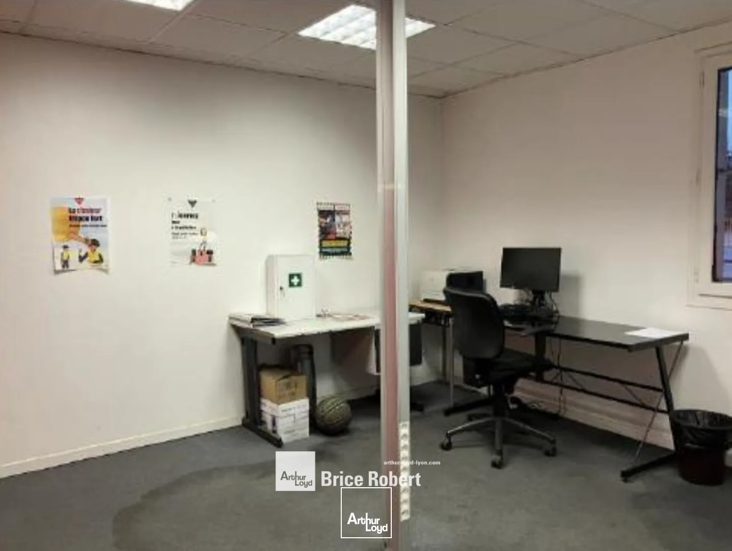 Locaux d'activité & Entrepôts - Location - SAINT GENIS LAVAL - 69230 - 2000-2000 - 7827325