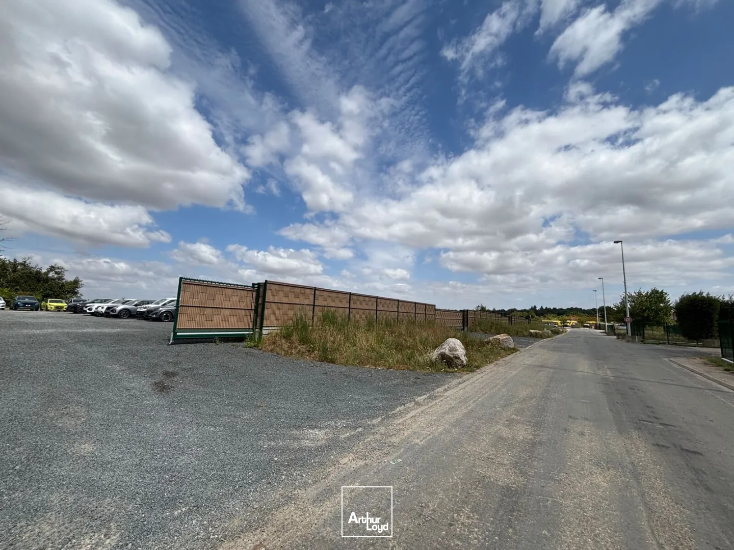 Locaux d'activité & Entrepôts - Location - QUINCAMPOIX - 76230 - 450-450 - 7827573