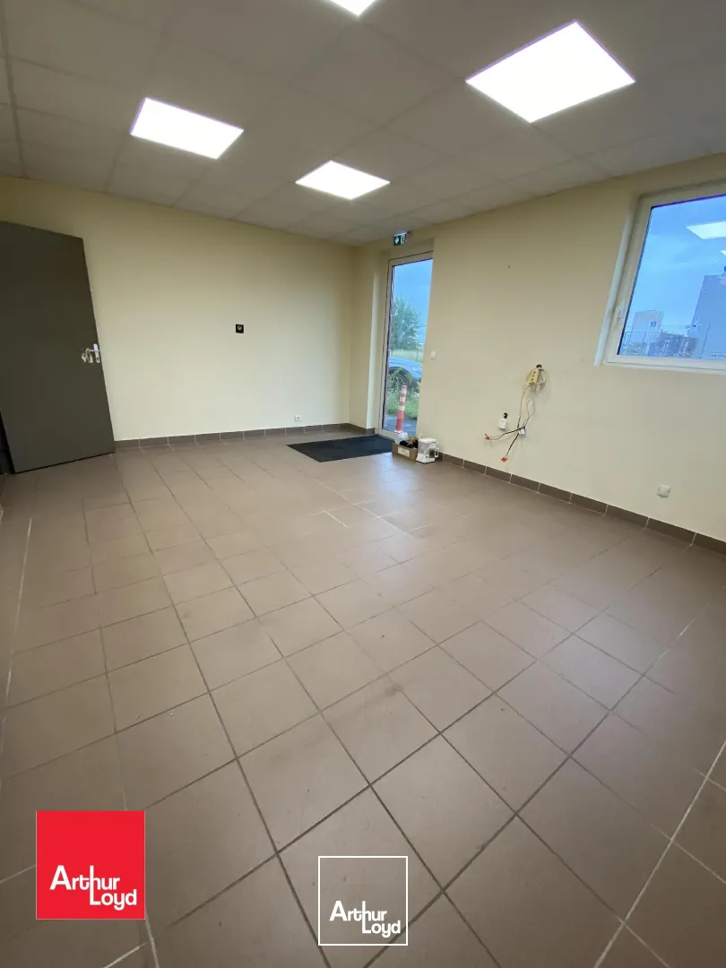 Locaux d'activité & Entrepôts - Location - FONTAINE LA GUYON - 28190 - 239-239 - 7827946