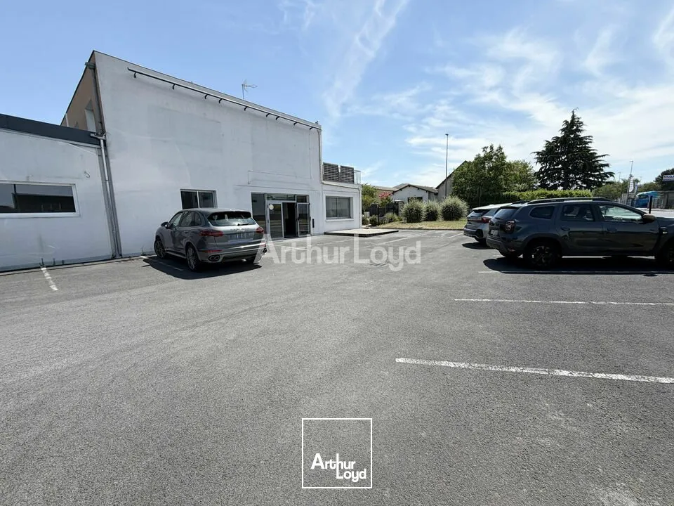 Locaux commerciaux - Location - CORMONTREUIL - 51350 - 166.15-166.15 - 7828162
