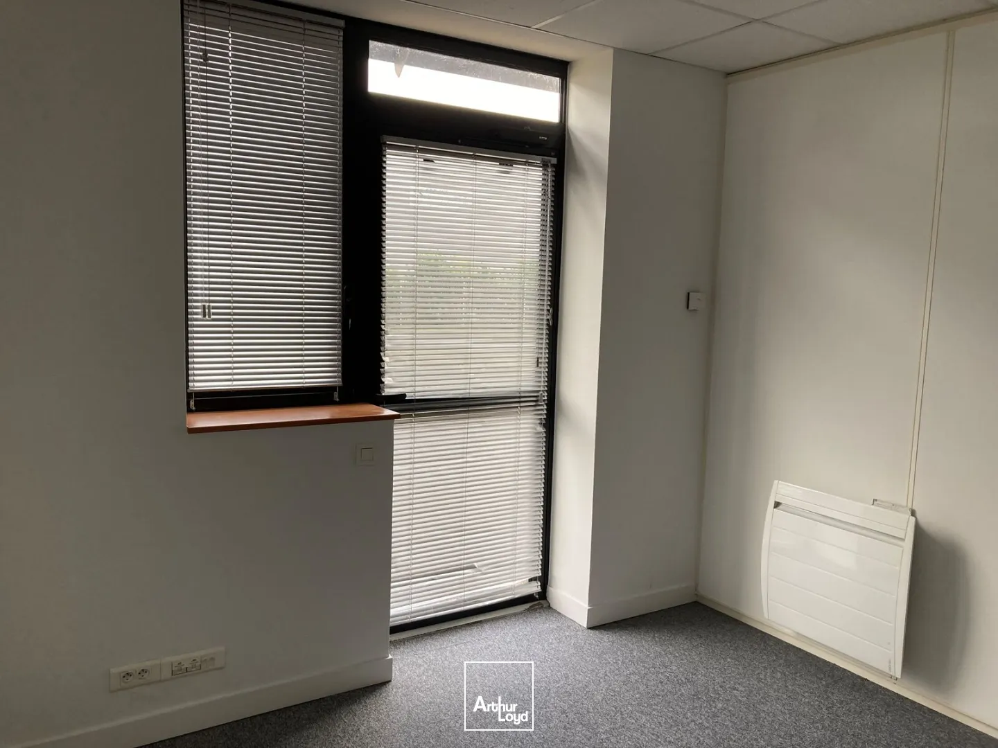 Bureaux - Location - GUIPAVAS - 29490 - 10.55-56.73 - 7828242