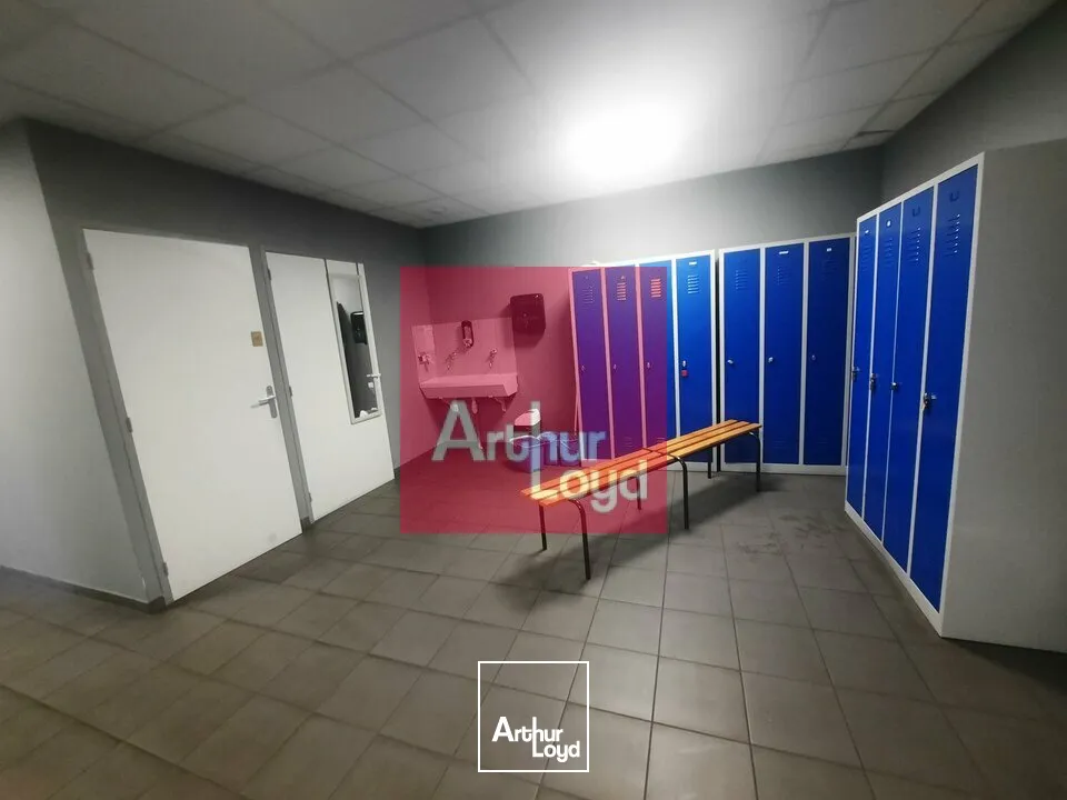 Locaux d'activité & Entrepôts - Location - CLERMONT FERRAND - 63000 - 1605-1605 - 7828849