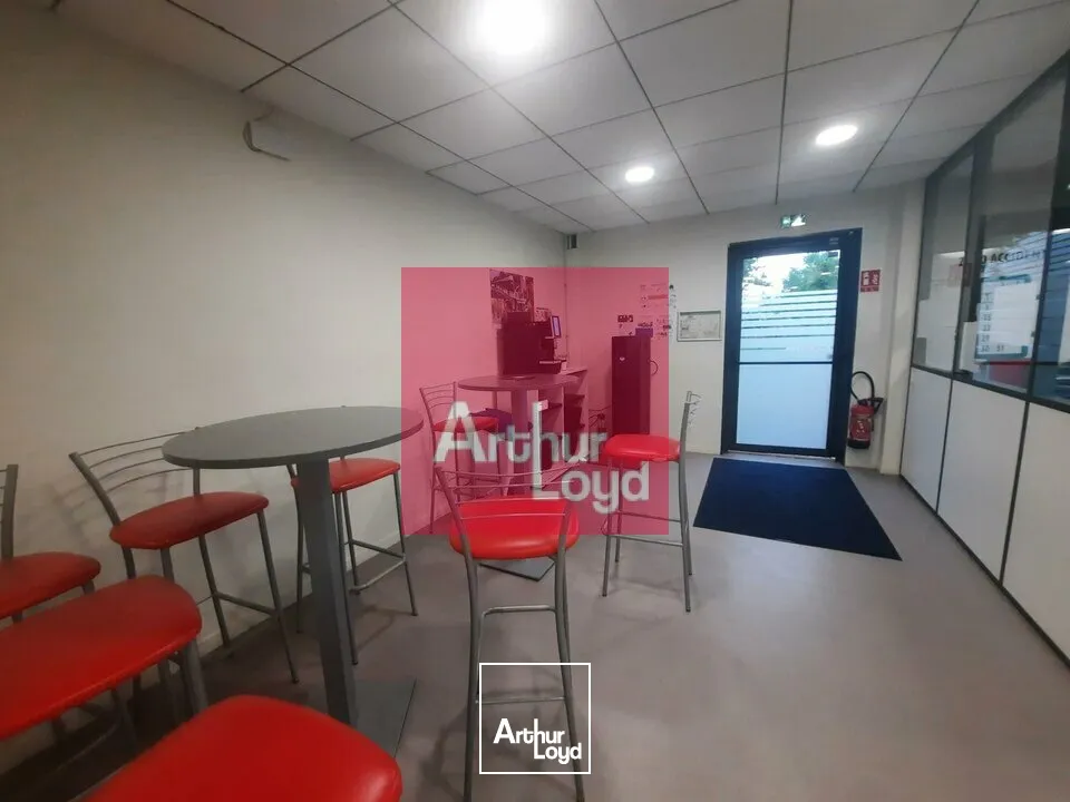 Locaux d'activité & Entrepôts - Location - CLERMONT FERRAND - 63000 - 1605-1605 - 7828866