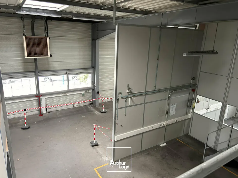 Locaux d'activité & Entrepôts - Vente - SAINT-LOUIS - 68300 - 1100-1100 - 7828906