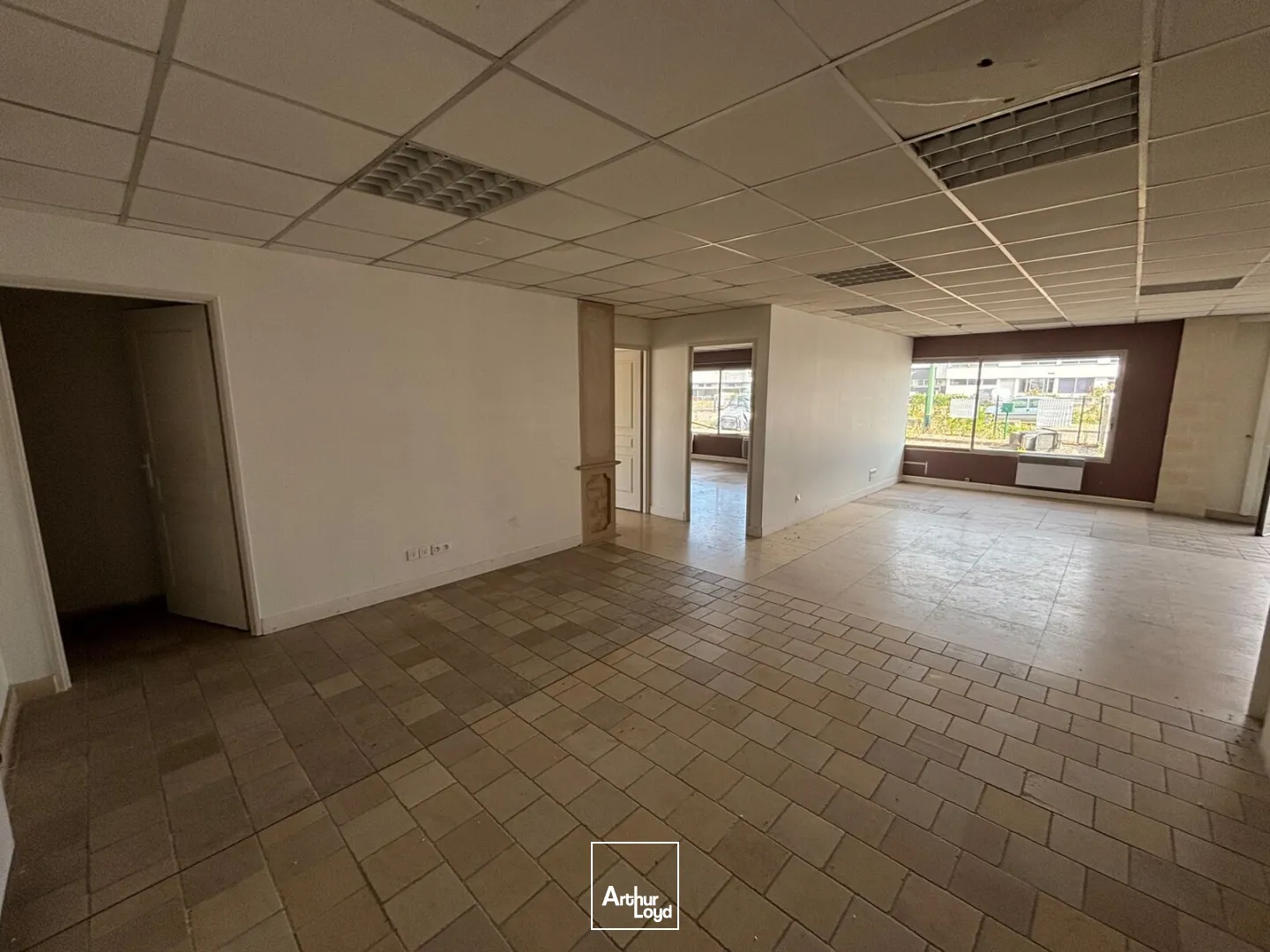 Locaux d'activité & Entrepôts - Vente - SAINT ETIENNE DU ROUVRAY - 76800 - 412-412 - 7829137