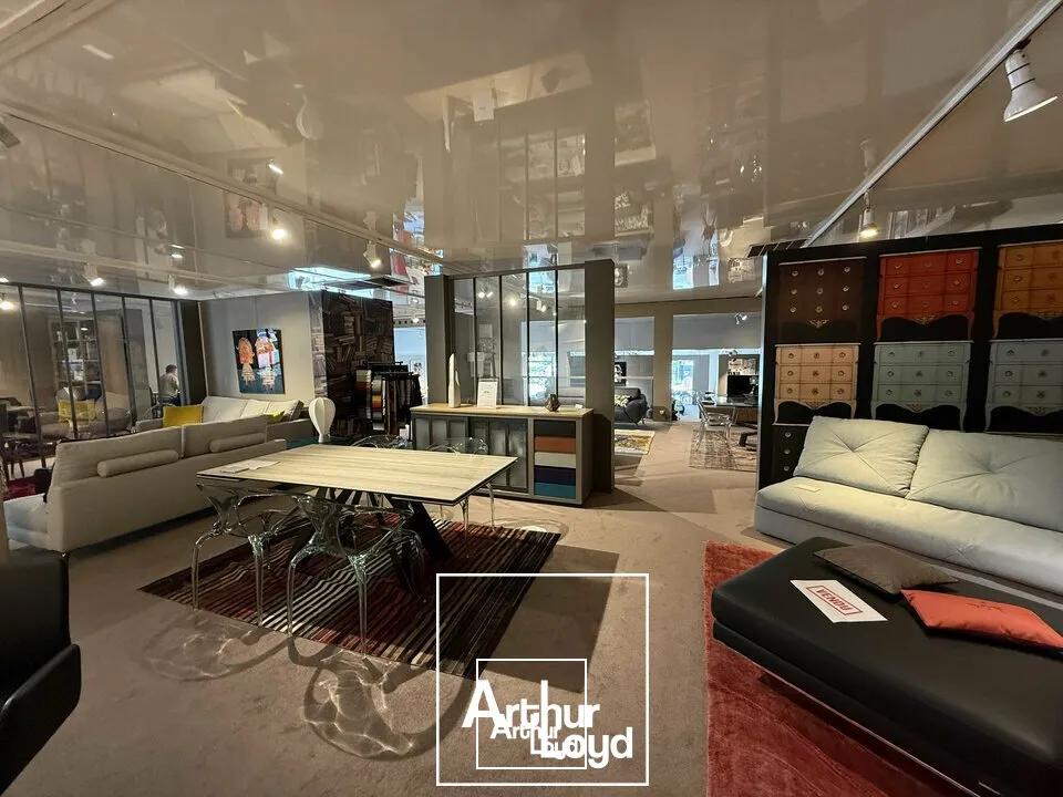 Locaux commerciaux - Location - MALEMORT - 19360 - 498-498 - 7829621