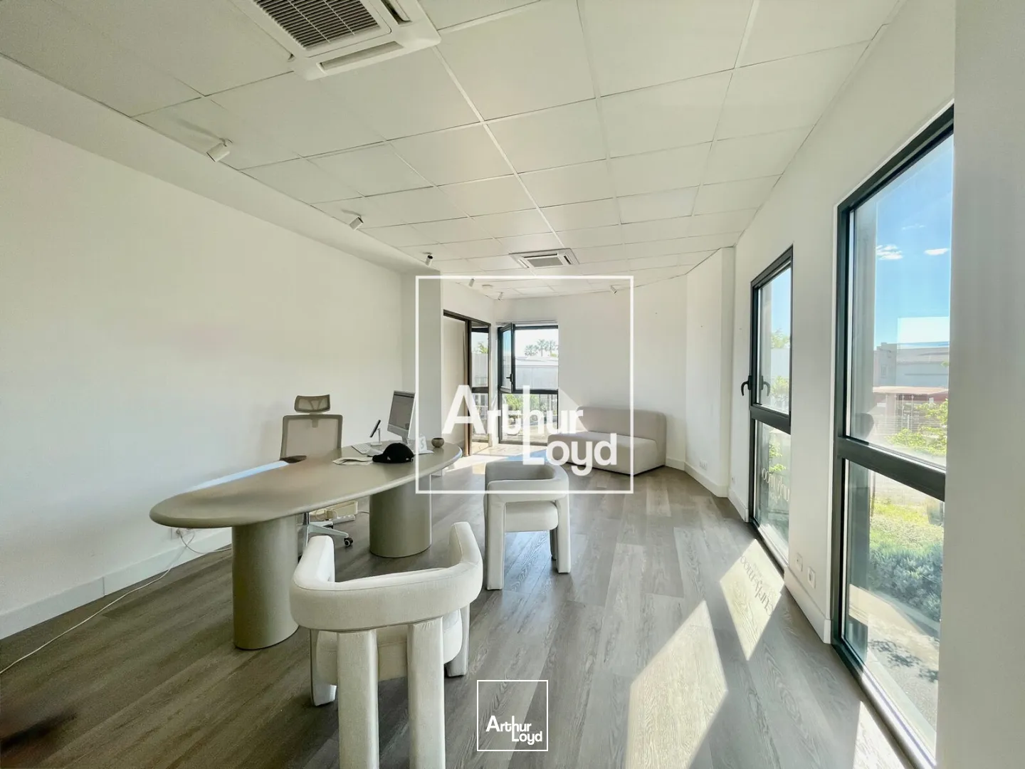 Locaux d'activité & Entrepôts - Location - MAUGUIO - 34130 - 99.08-99.08 - 7829734