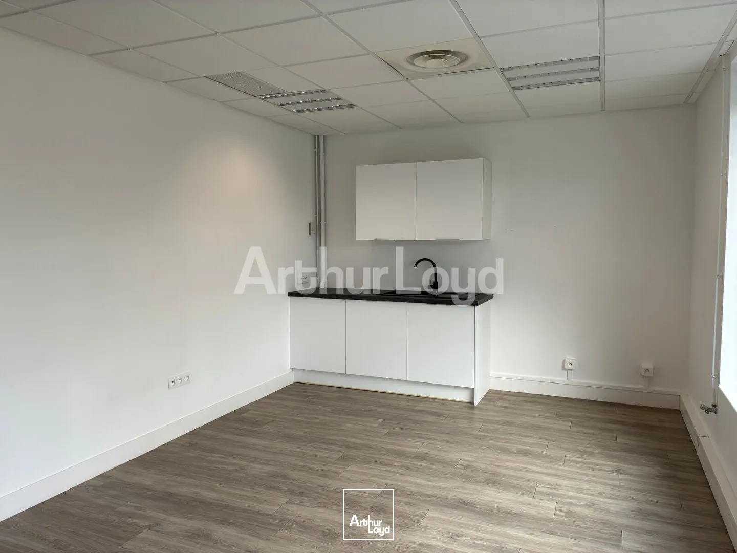 Bureaux - Location - VILLENEUVE D'ASCQ - 59650 - 222-1293.9 - 7830110