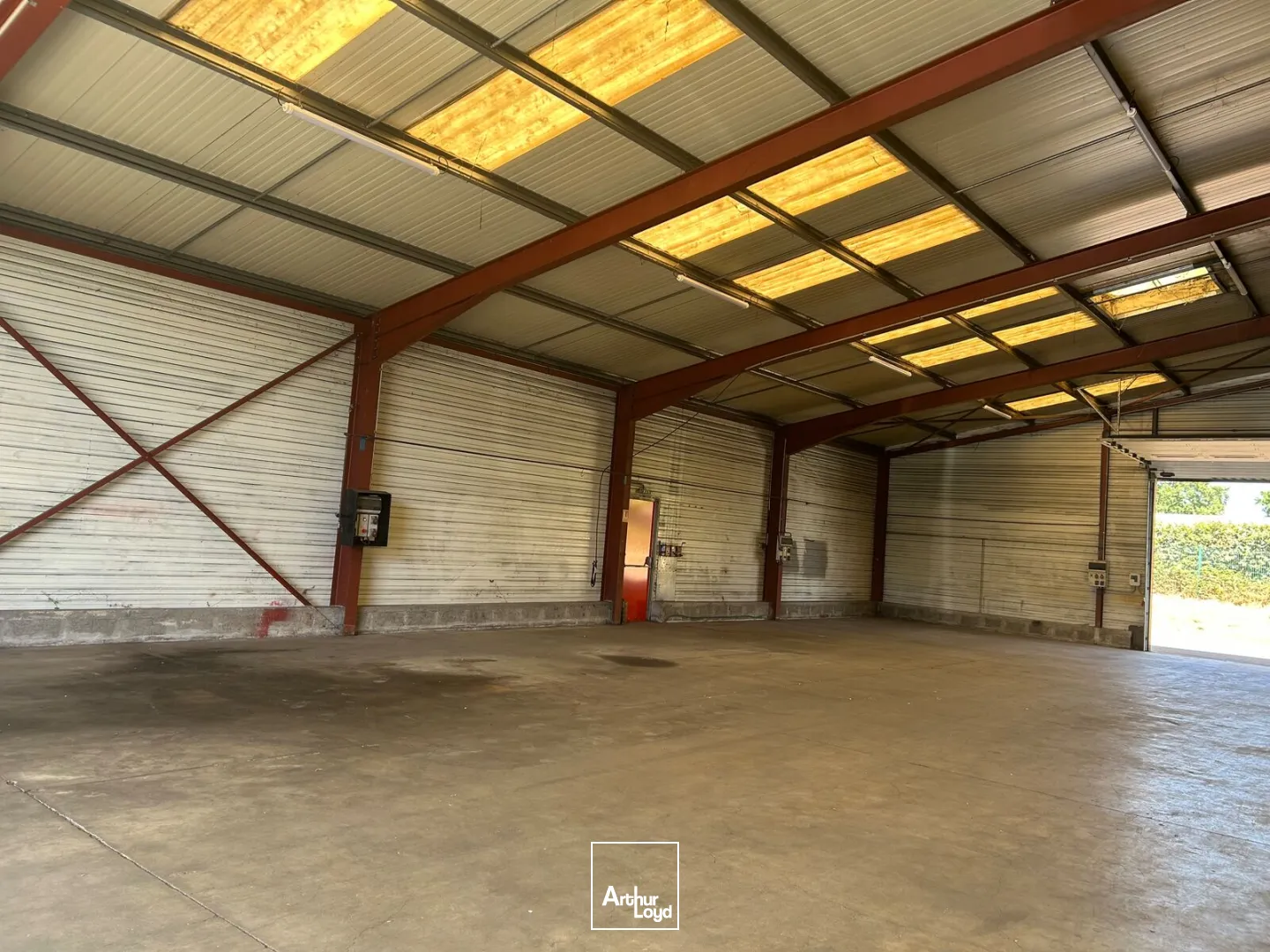 Locaux d'activité & Entrepôts - Location - SAINT ANDRE DES EAUX - 44117 - 261-261 - 7831740