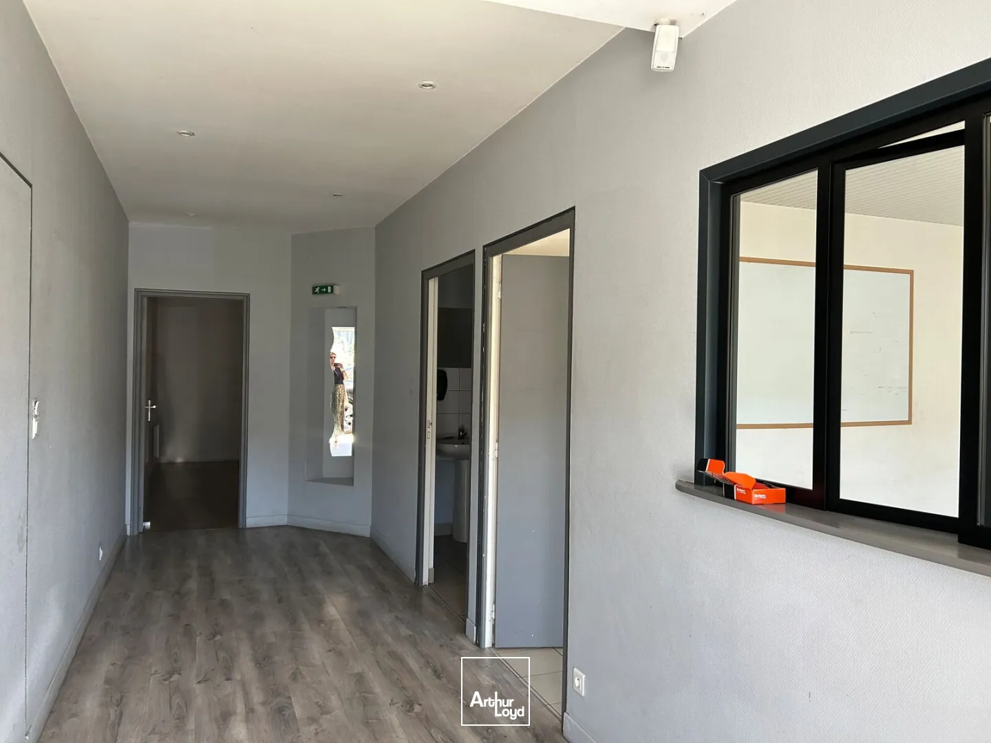 Locaux d'activité & Entrepôts - Location - SAINT ANDRE DES EAUX - 44117 - 261-261 - 7831743