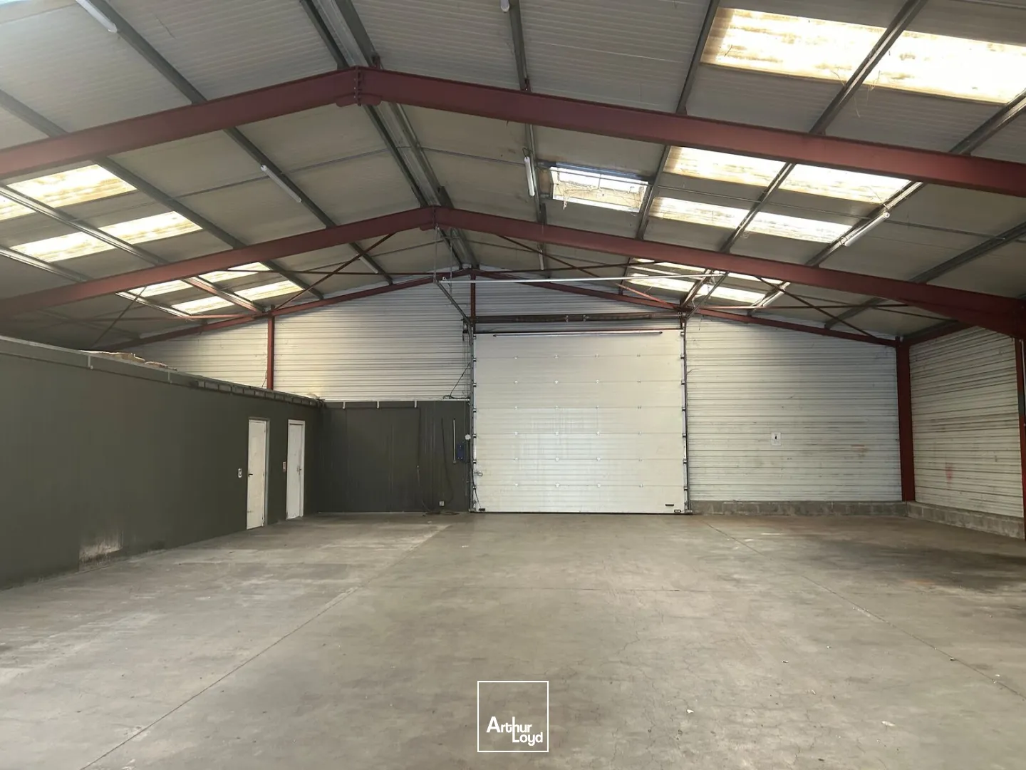 Locaux d'activité & Entrepôts - Location - SAINT ANDRE DES EAUX - 44117 - 261-261 - 7831739