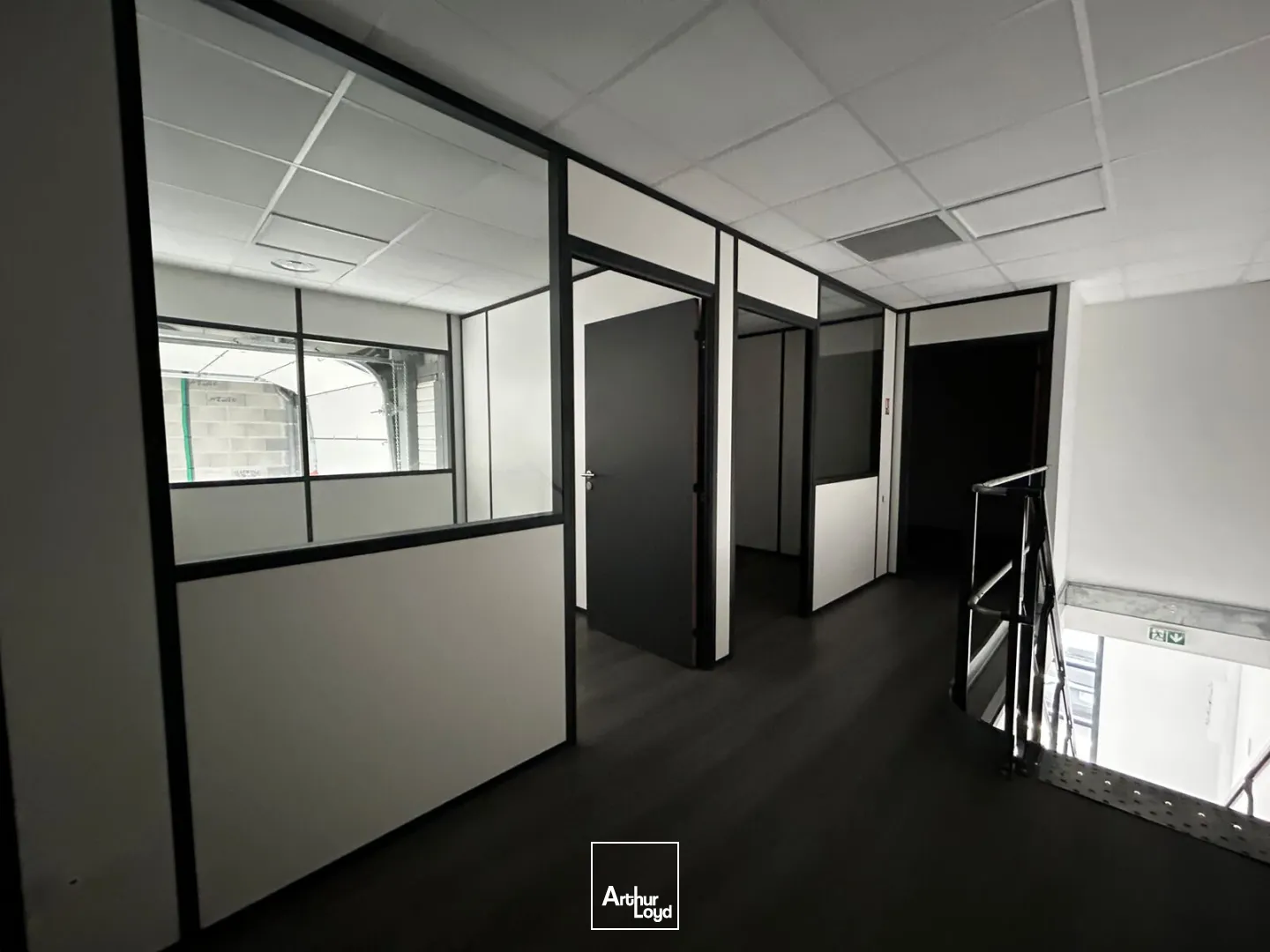 Locaux d'activité & Entrepôts - Location - VILLENAVE D'ORNON - 33140 - 260-260 - 7832221