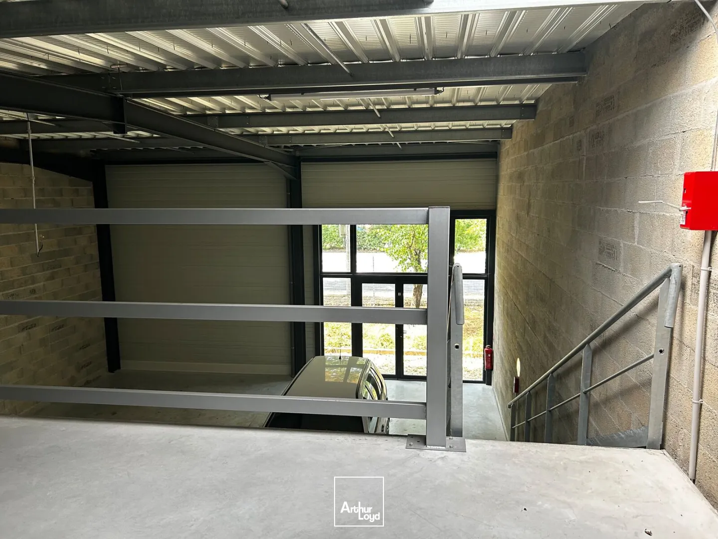 Locaux d'activité & Entrepôts - Location - ARTIGUES PRES BORDEAUX - 33370 - 129-129 - 7832229