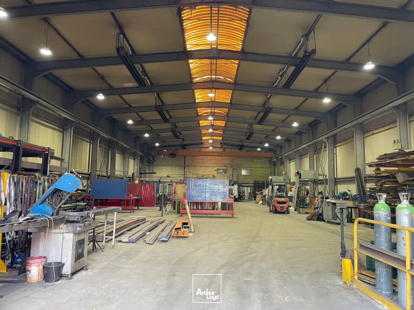 Locaux d'activité & Entrepôts - Location - VILLERS COTTERETS - 02600 - 1335-1335 - 7832273