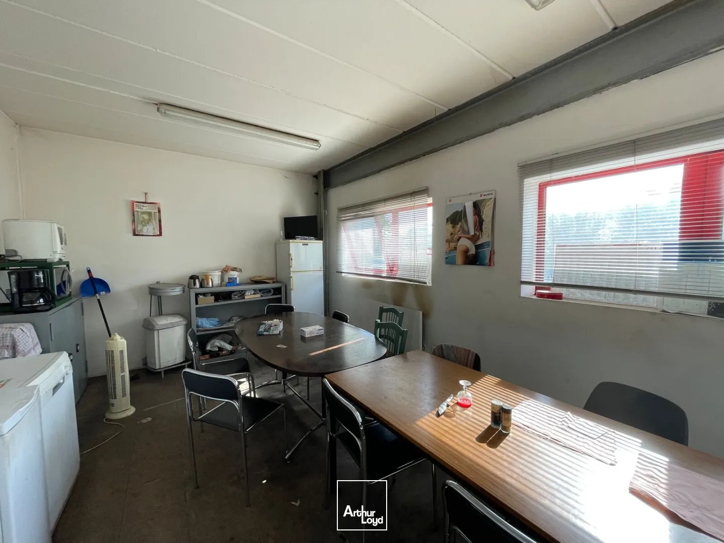 Locaux d'activité & Entrepôts - Location - VILLERS COTTERETS - 02600 - 1335-1335 - 7832276
