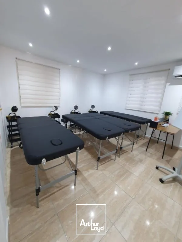 Locaux commerciaux - Cession - Fort De France - 97200 - 64-64 - 7833286