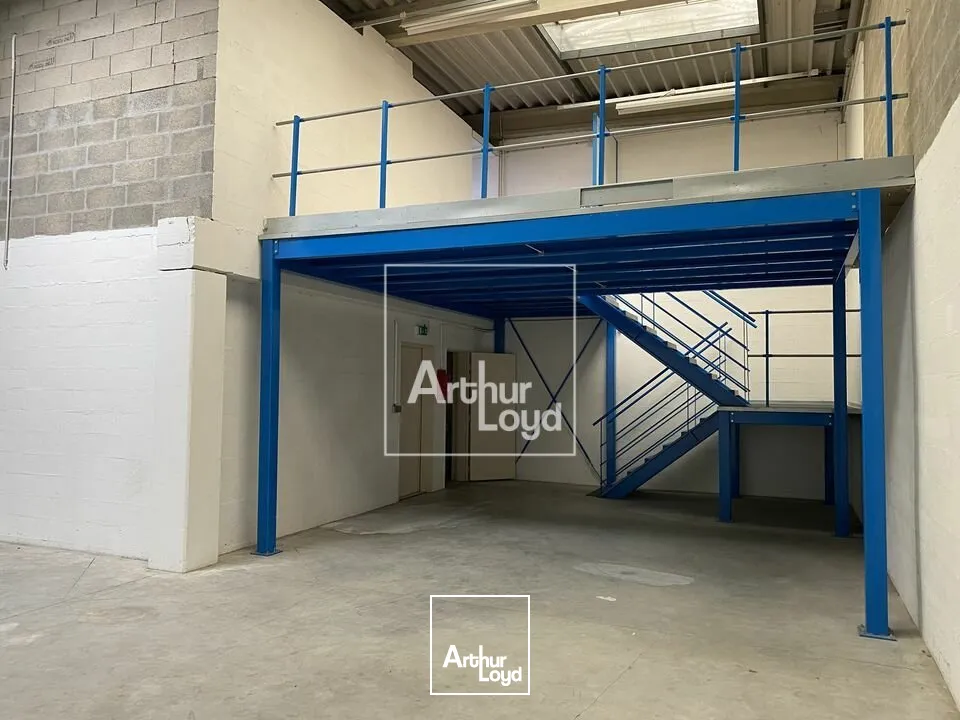 Locaux d'activité & Entrepôts - Location - MOISSY CRAMAYEL - 77550 - 187-187 - 7833339