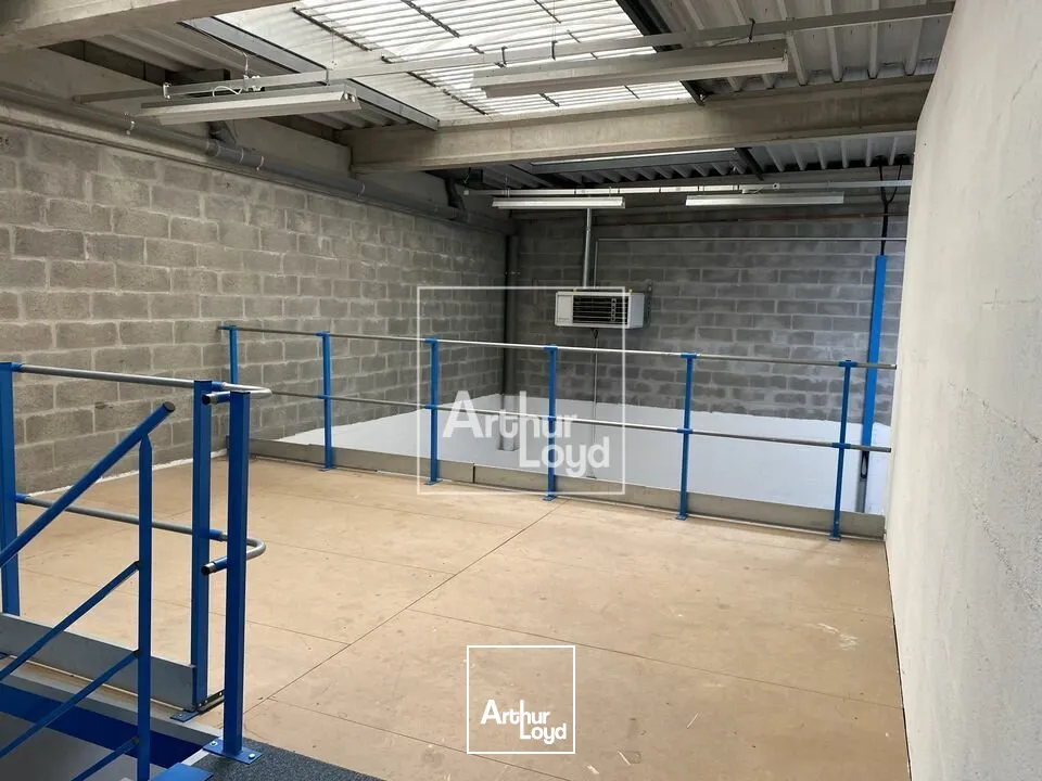 Locaux d'activité & Entrepôts - Location - MOISSY CRAMAYEL - 77550 - 187-187 - 7833342