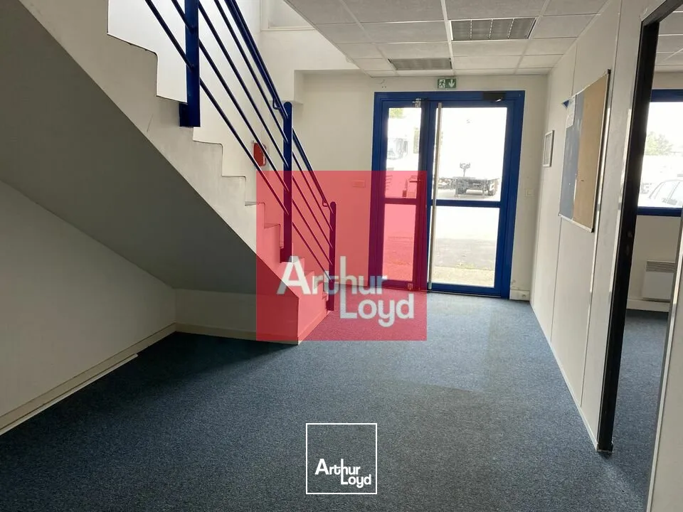 Locaux d'activité & Entrepôts - Location - MOISSY CRAMAYEL - 77550 - 295-295 - 7833345