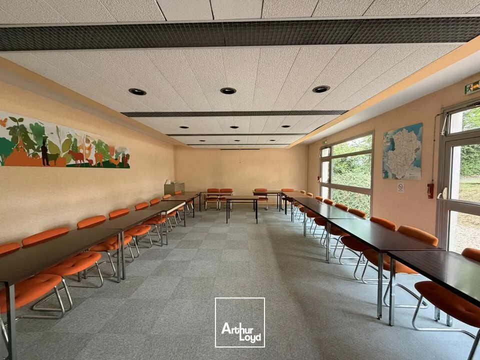 Locaux d'activité & Entrepôts - Vente - POITIERS - 86000 - 400-400 - 7833357
