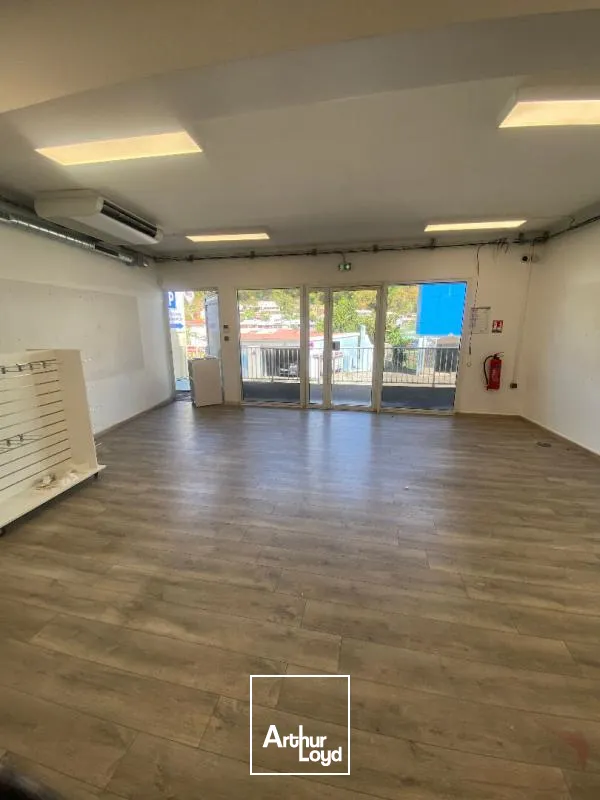 Locaux commerciaux - Location - Le Marin - 97290 - 85-85 - 7833921