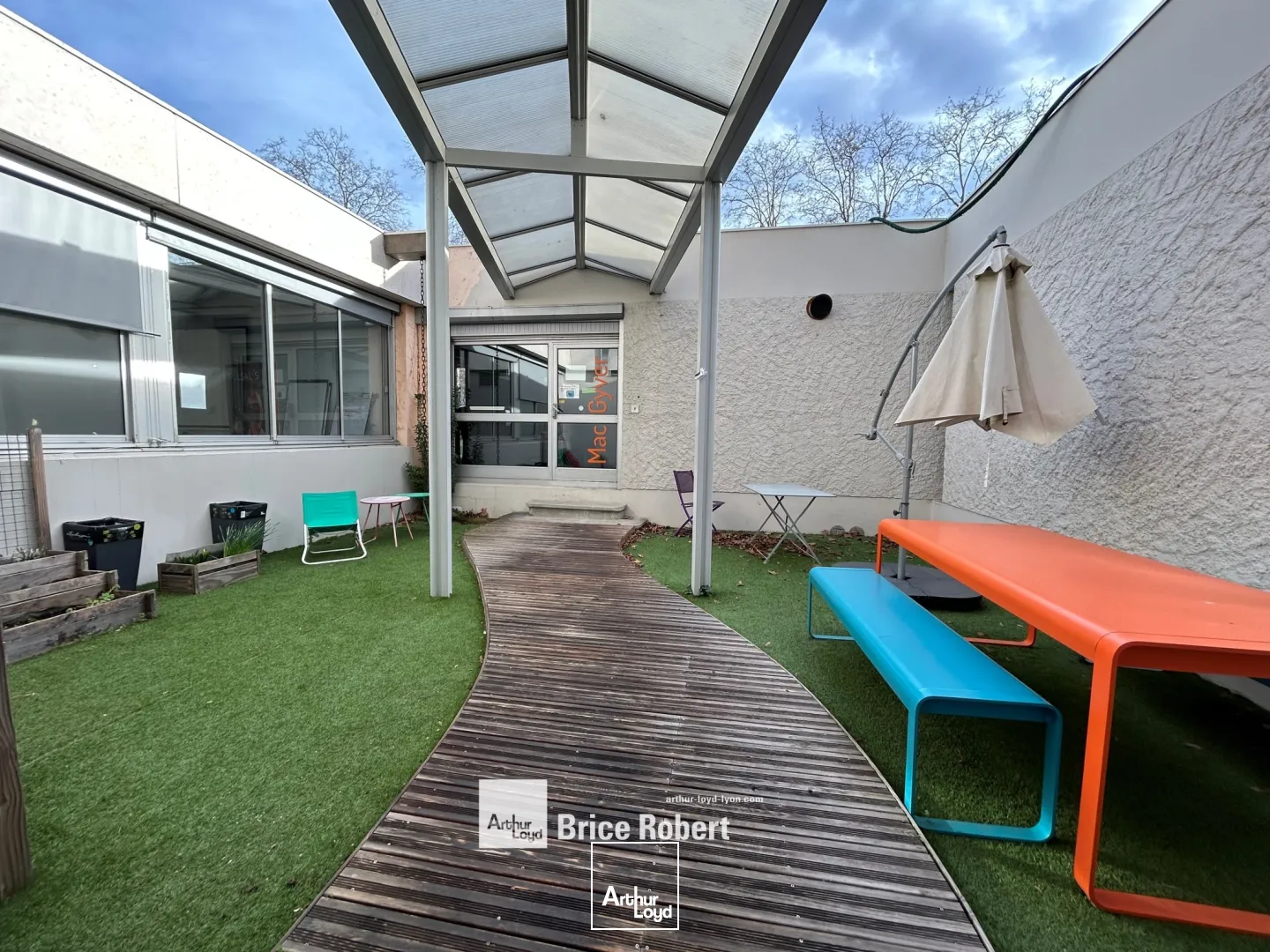 Bureaux - Location - VILLEURBANNE - 69100 - 326.26-1112.25 - 7834562