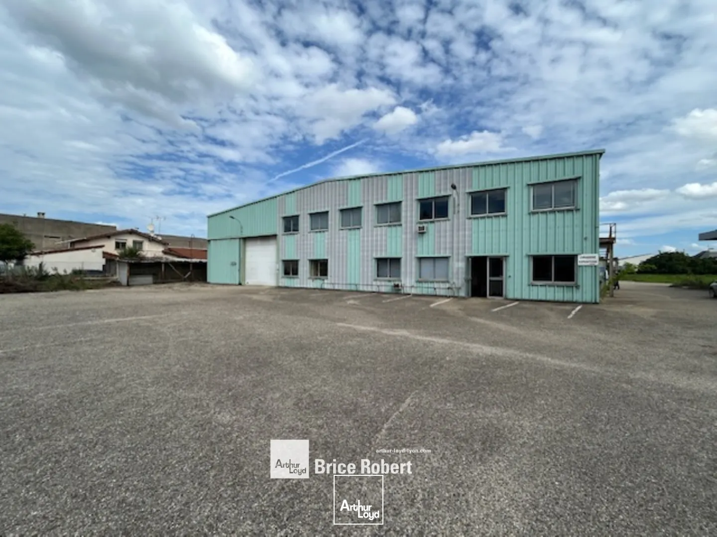 Locaux d'activité & Entrepôts - Location - DECINES CHARPIEU - 69150 - 2714-2714 - 7834652