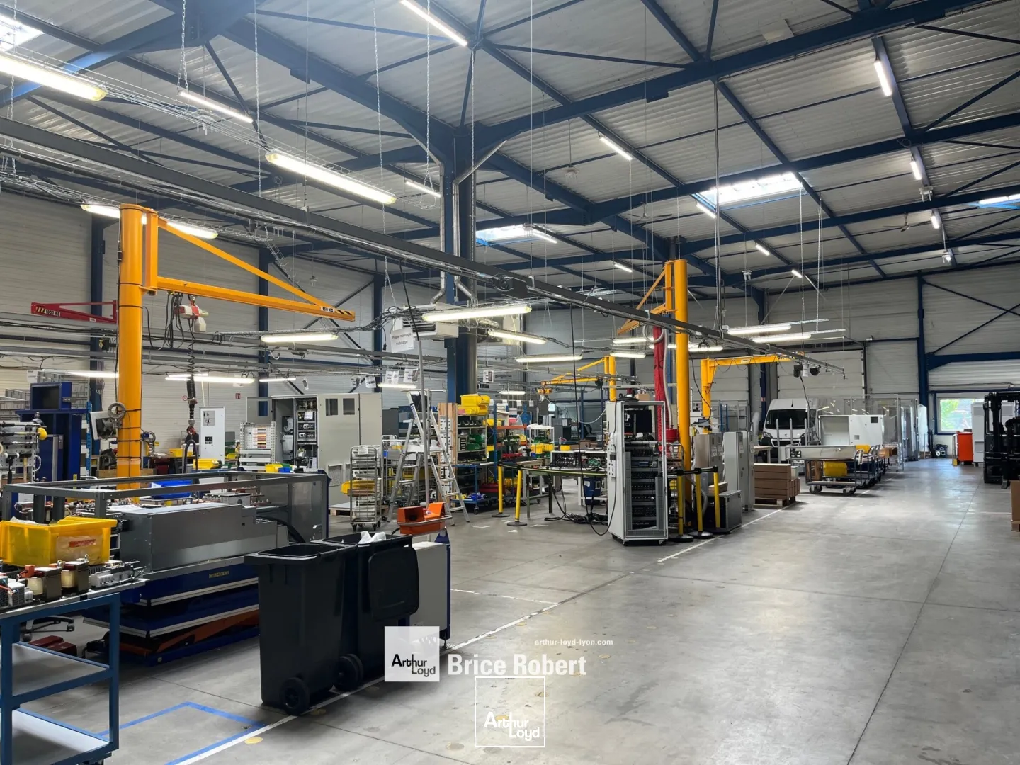 Locaux d'activité & Entrepôts - Location - DAGNEUX - 01120 - 723-2967 - 7834667